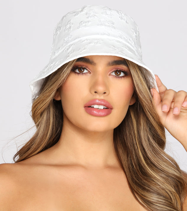 Eyelet Bucket Hat & Windsor