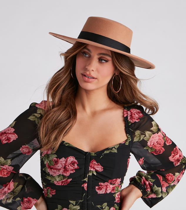Trendy Stunner Faux Wool Boater Hat is a trendy pick to create 2023 festival outfits, festival dresses, outfits for concerts or raves, and complete your best party outfits!