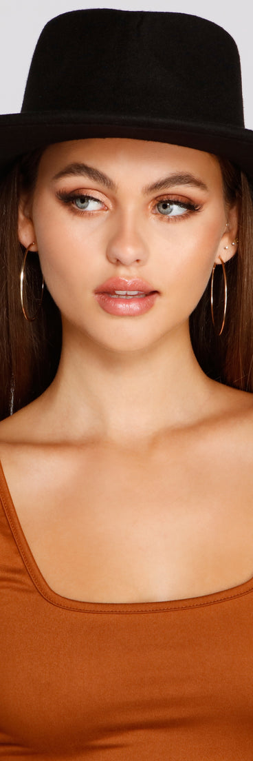 Adventure Awaits Panama Hat is a trendy pick to create 2023 festival outfits, festival dresses, outfits for concerts or raves, and complete your best party outfits!