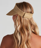 Essential Straw Visor is a trendy pick to create 2023 festival outfits, festival dresses, outfits for concerts or raves, and complete your best party outfits!