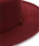 Boater Hat is a trendy pick to create 2023 festival outfits, festival dresses, outfits for concerts or raves, and complete your best party outfits!
