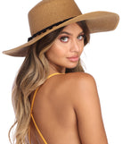 Pom Pom Straw Hat is a trendy pick to create 2023 festival outfits, festival dresses, outfits for concerts or raves, and complete your best party outfits!