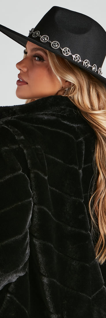 Country Glow Rhinestone Panama Hat is a trendy pick to create 2023 festival outfits, festival dresses, outfits for concerts or raves, and complete your best party outfits!