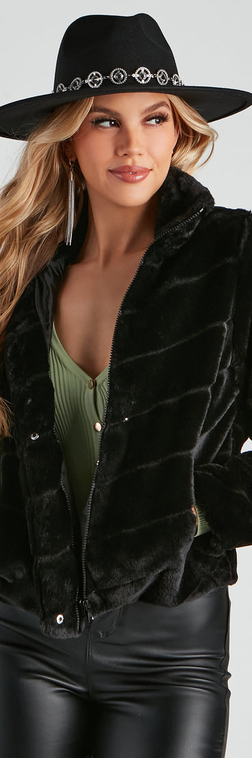 Country Glow Rhinestone Panama Hat is a trendy pick to create 2023 festival outfits, festival dresses, outfits for concerts or raves, and complete your best party outfits!