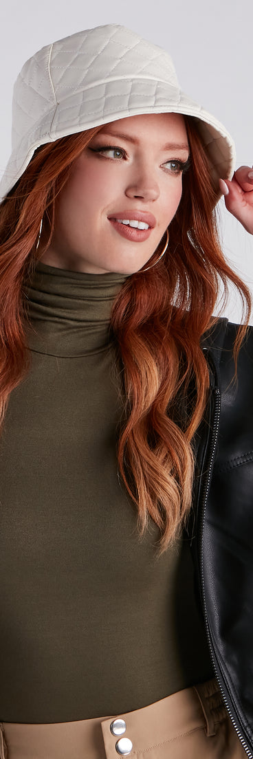 City Strolls Quilted Bucket Hat