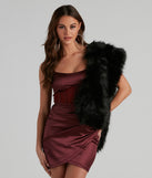 With Ms. Diva Faux Fur Shawl as your homecoming jewelry or accessories, your 2023 Homecoming dress look will be fire!