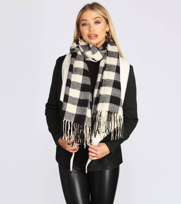 Buffalo Plaid Fringe Scarf elevates your outfits for holiday events, Christmas attire, formal events, or holiday party dresses to look picture-perfect at any event this season!