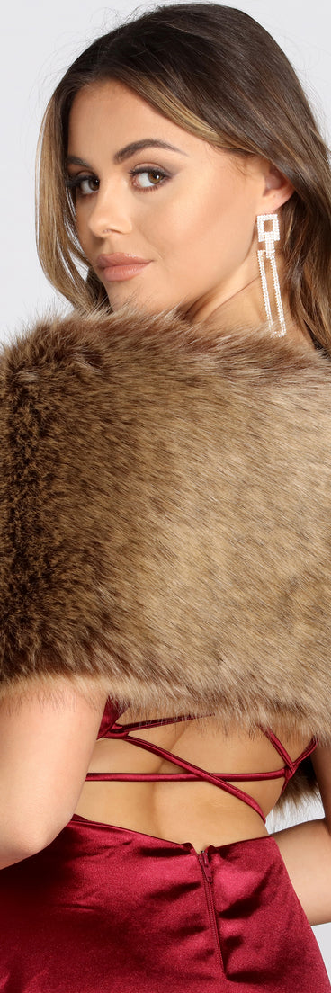 An Exquisite Moment Faux Fur Shawl