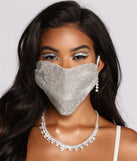 With Rhinestone Face Mask With Earloops as your homecoming jewelry or accessories, your 2023 Homecoming dress look will be fire!