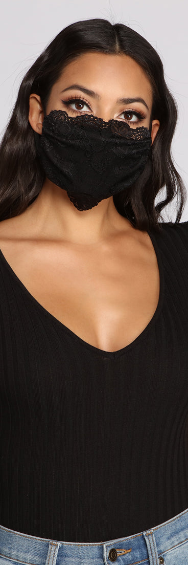 Elegant Lace Face Mask With Earloops