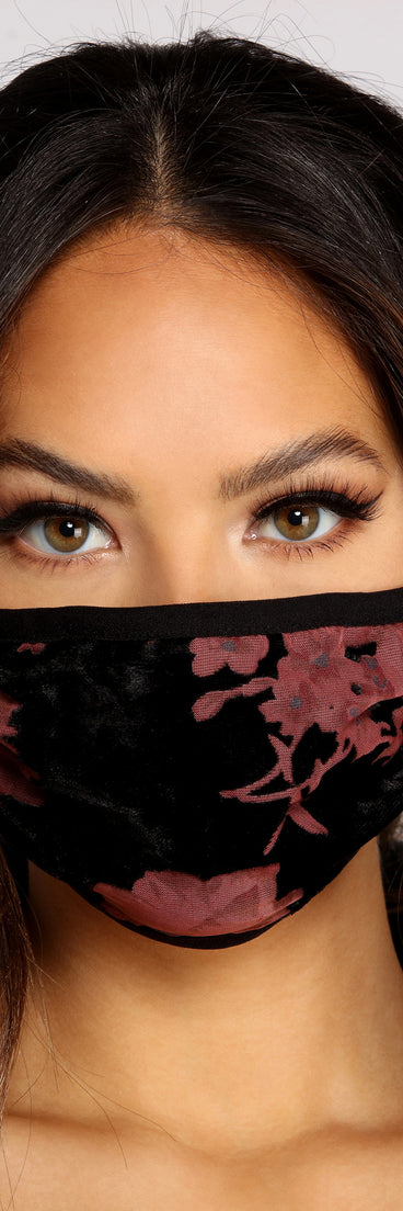 Velvet Floral Face Mask With Earloops