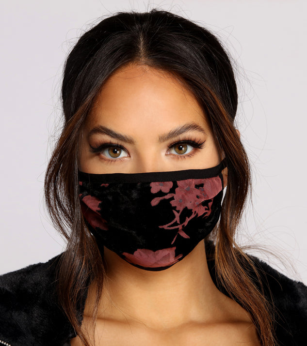 Velvet Floral Face Mask With Earloops