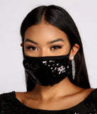 With Stunning Sequin Glam Face Mask as your homecoming jewelry or accessories, your 2023 Homecoming dress look will be fire!