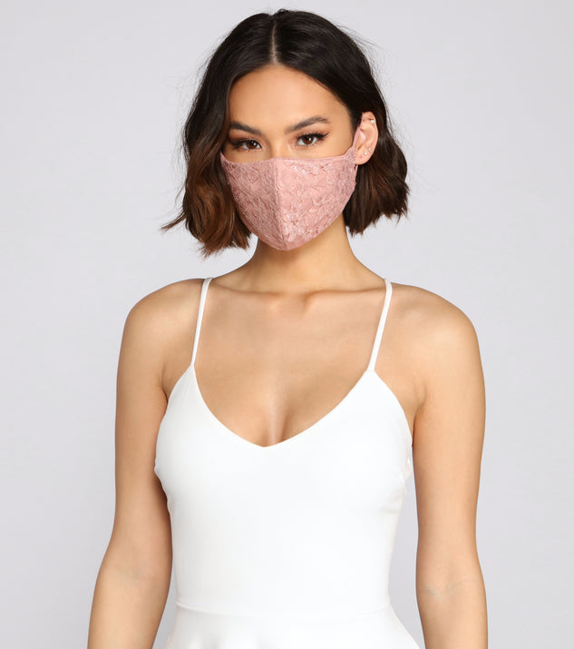 Three Pack Lace Detail Face Masks
