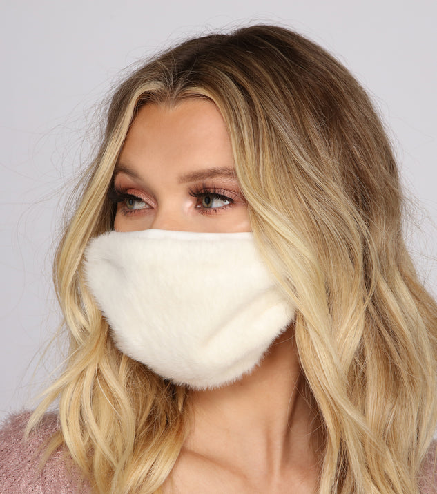 Faux-Ever Glam Face Mask