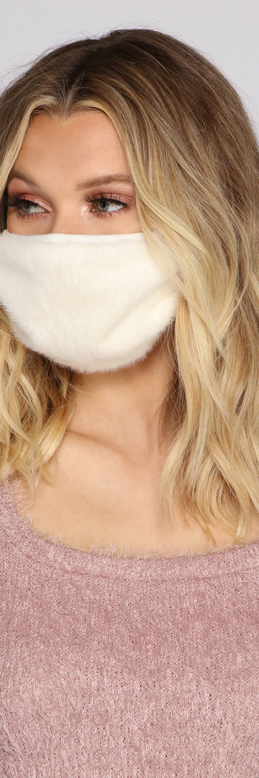 Faux-Ever Glam Face Mask