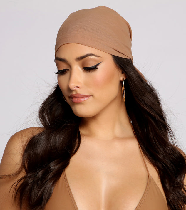 You’ll look stunning in the Chic Vibes Mesh Headwrap when paired with its matching separate to create a glam clothing set perfect for parties, date nights, concert outfits, back-to-school attire, or for any summer event!