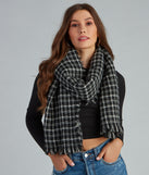 Effortlessly Chic Plaid Scarf