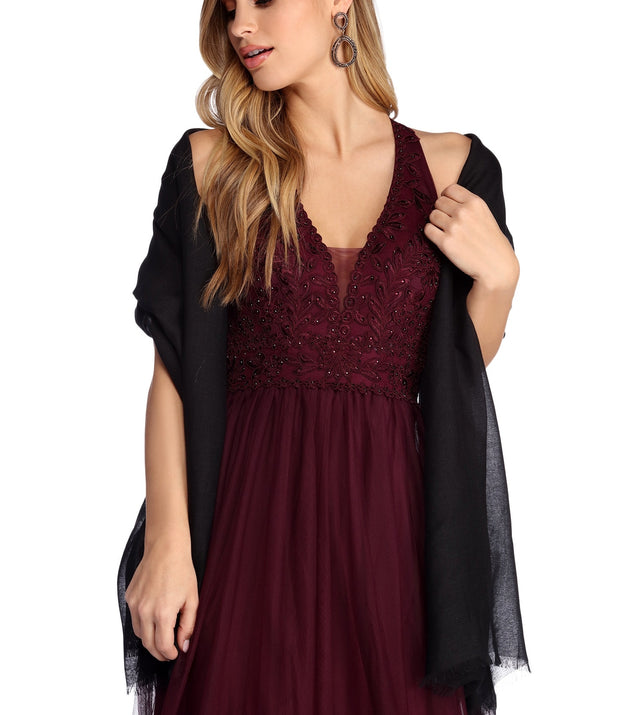 Lightweight Woven Wrap Scarf is the perfect Homecoming look pick with on-trend details to make the 2023 HOCO dance your most memorable event yet!