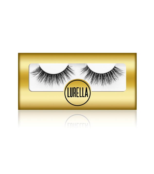 Lurella Que Voluminous Mink Lashes is the perfect Homecoming look pick with on-trend details to make the 2023 HOCO dance your most memorable event yet!