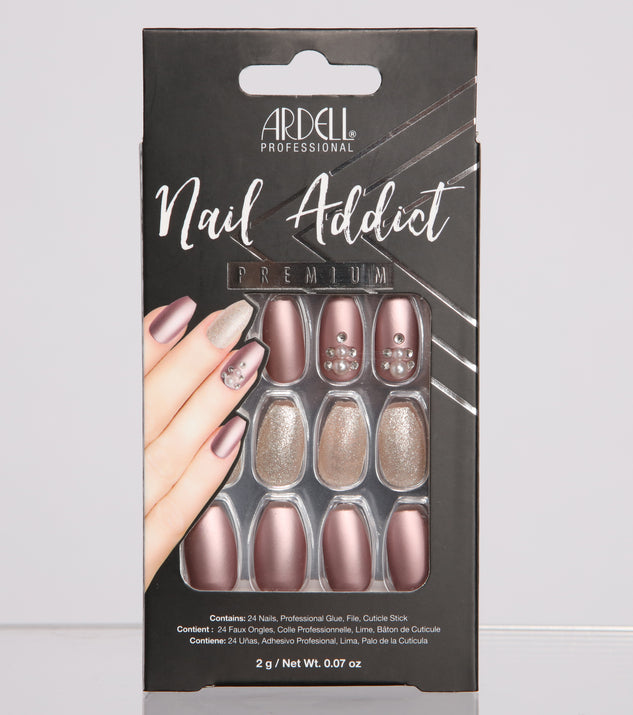 Ardell Nail Addict Pearl and Glitter Press On Nails is a trendy pick to create 2023 festival outfits, festival dresses, outfits for concerts or raves, and complete your best party outfits!