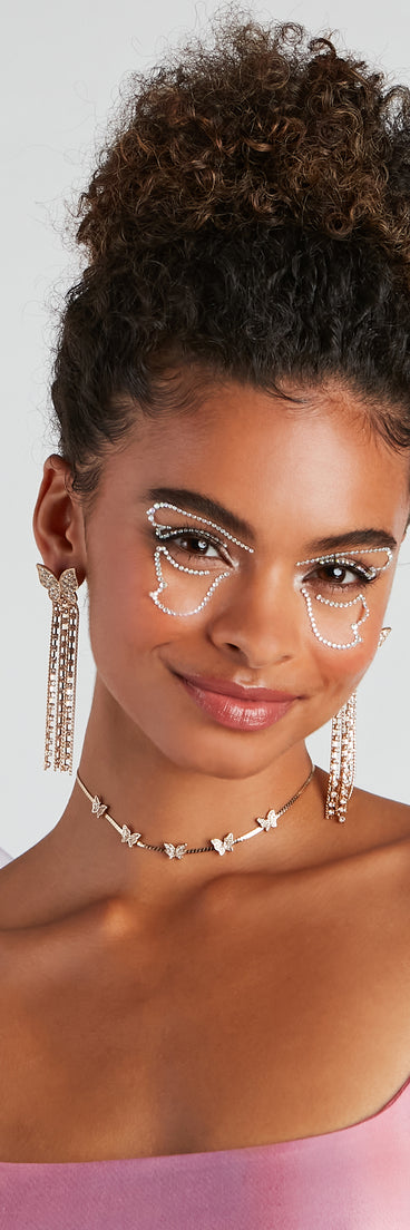 Glitzy Butterfly Eye And Face Gemstones is a trendy pick to create 2023 festival outfits, festival dresses, outfits for concerts or raves, and complete your best party outfits!