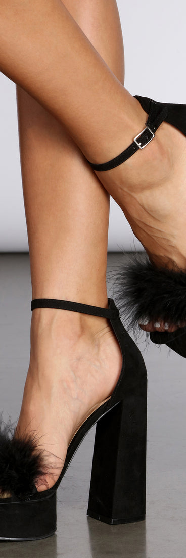 Boo Thang Block Heel Platform Heel is the perfect Homecoming look pick with on-trend details to make the 2023 HOCO dance your most memorable event yet!