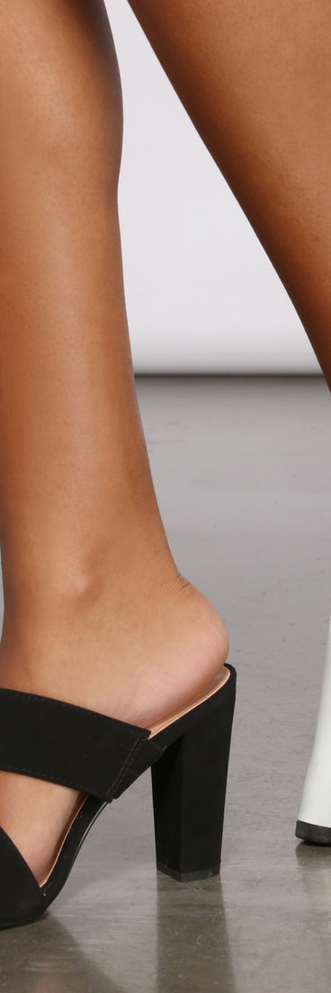 Keepin' It Simple Double Band Mules are chic ladies' shoes to complete your best 2023 outfits. They come in a variety of trendy women's shoe styles like platforms and dressy low-heels, & are available in wide widths for better comfort.