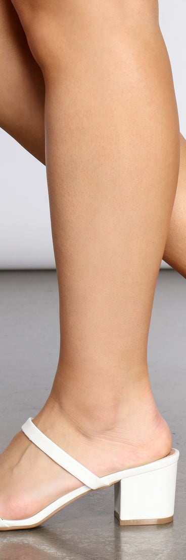 West Coastin' Low Block Mules is a trendy pick to create 2023 concert outfits, festival dresses, outfits for raves, or to complete your best party outfits or clubwear!