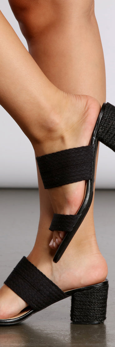 Espadrille Woven Mules are chic ladies' shoes to complete your best 2023 outfits. They come in a variety of trendy women's shoe styles like platforms and dressy low-heels, & are available in wide widths for better comfort.