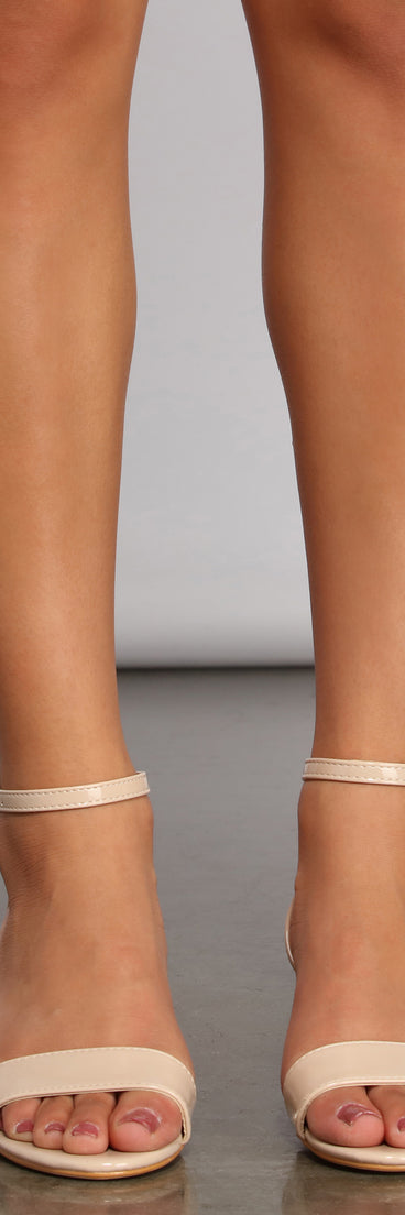 Basic Faux Patent Leather Block Heels are chic ladies' shoes to complete your best 2023 outfits. They come in a variety of trendy women's shoe styles like platforms and dressy low-heels, & are available in wide widths for better comfort.