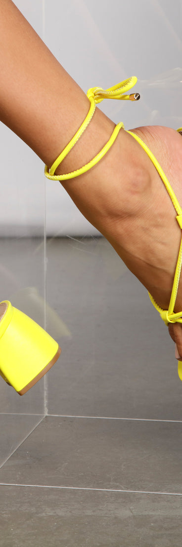 Center of Attention Snake Block Heels is a trendy pick to create 2023 concert outfits, festival dresses, outfits for raves, or to complete your best party outfits or clubwear!