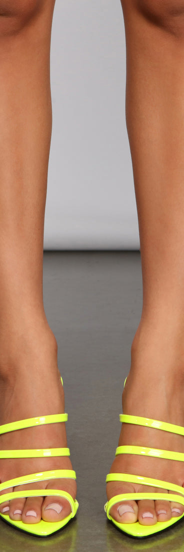 Stepping Out Strappy Mules are chic ladies' shoes to complete your best 2023 outfits. They come in a variety of trendy women's shoe styles like platforms and dressy low-heels, & are available in wide widths for better comfort.