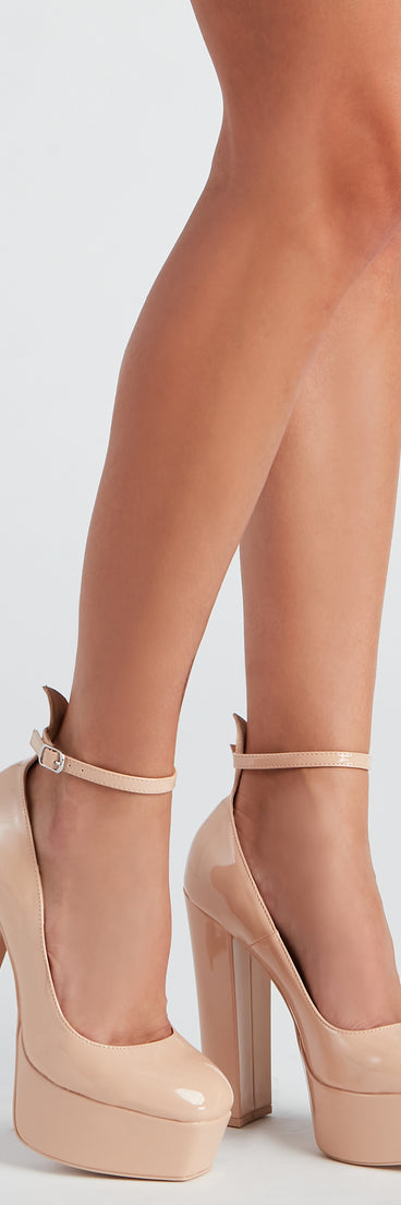 Playful Icon Chunky Platform Pumps are chic ladies' shoes to complete your best 2023 outfits. They come in a variety of trendy women's shoe styles like platforms and dressy low-heels, & are available in wide widths for better comfort.