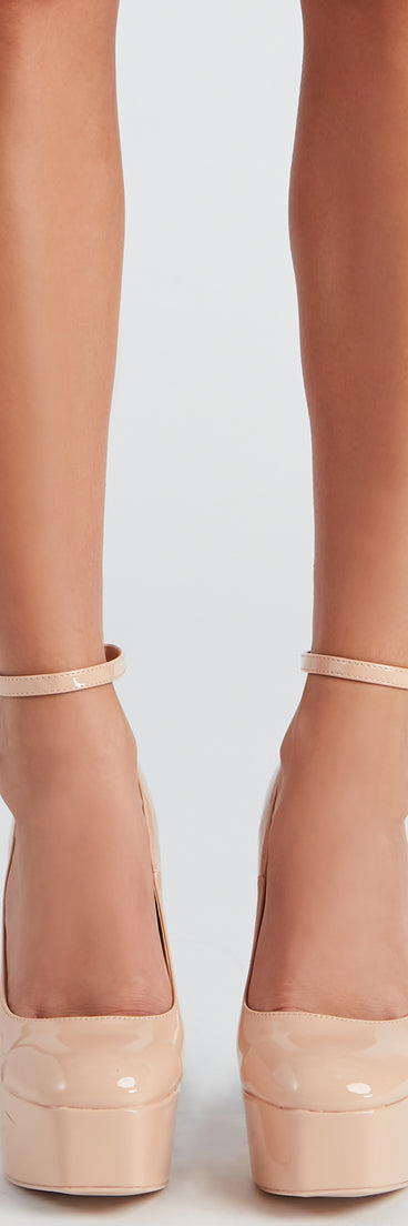 Playful Icon Chunky Platform Pumps are chic ladies' shoes to complete your best 2023 outfits. They come in a variety of trendy women's shoe styles like platforms and dressy low-heels, & are available in wide widths for better comfort.