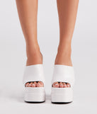 Unforgettable Style Chunky Platform Mules are chic ladies' shoes to complete your best 2023 outfits. They come in a variety of trendy women's shoe styles like platforms and dressy low-heels, & are available in wide widths for better comfort.
