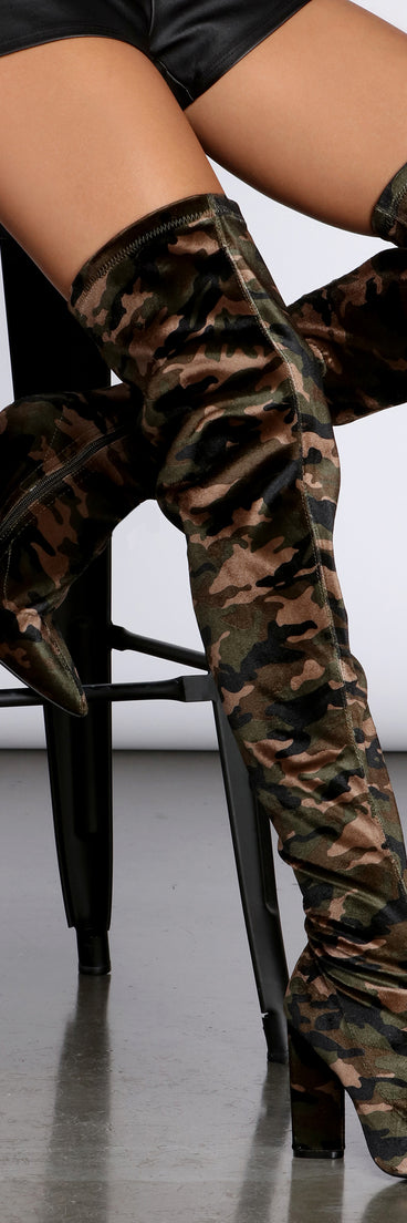 At Ease Camo Boots is a trendy pick to create 2023 concert outfits, festival dresses, outfits for raves, or to complete your best party outfits or clubwear!