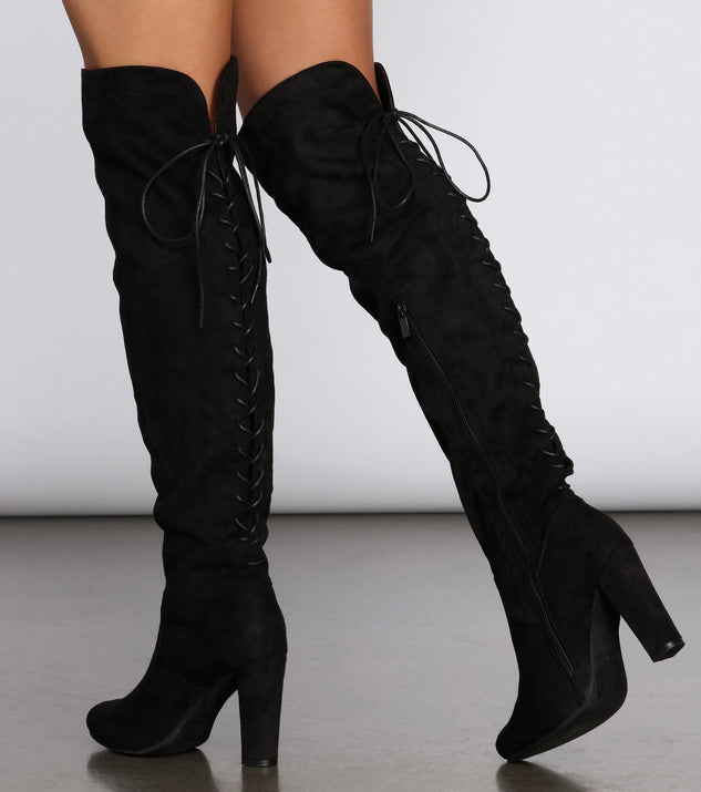 Play It Up Lace Up Thigh High Boots is a trendy pick to create 2023 concert outfits, festival dresses, outfits for raves, or to complete your best party outfits or clubwear!
