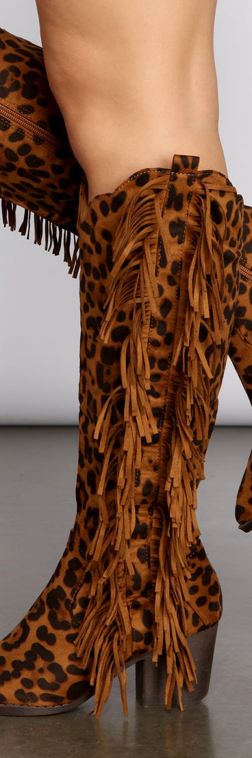 Scoot N' Boogey Fringe Leopard Cowboy Boots is a trendy pick to create 2023 concert outfits, festival dresses, outfits for raves, or to complete your best party outfits or clubwear!