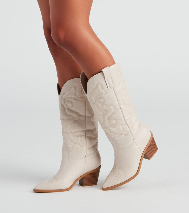On That Western Trend Cowboy Boots is a trendy pick to create 2023 concert outfits, festival dresses, outfits for raves, or to complete your best party outfits or clubwear!