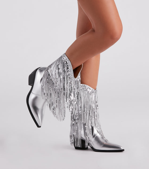 Sparkly Vibes Metallic Fringe Cowboy Boots is a trendy pick to create 2023 concert outfits, festival dresses, outfits for raves, or to complete your best party outfits or clubwear!