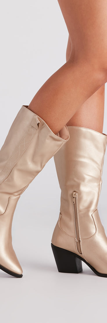 Western Glam Chrome Cowboy Boots is a trendy pick to create 2023 concert outfits, festival dresses, outfits for raves, or to complete your best party outfits or clubwear!
