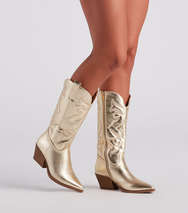 Western Shine Metallic Cowboy Boots is a trendy pick to create 2023 concert outfits, festival dresses, outfits for raves, or to complete your best party outfits or clubwear!