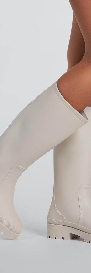 Trendy Statement Platform Under-The-Knee Boots