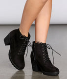 Block Cutie Booties is a trendy pick to create 2023 festival outfits, festival dresses, outfits for concerts or raves, and complete your best party outfits!