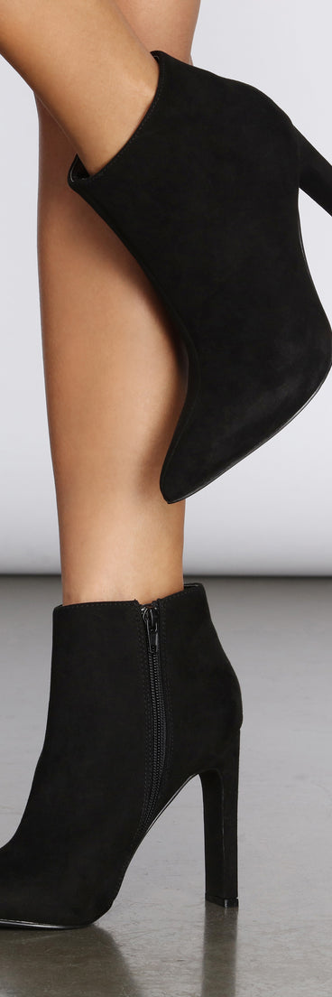 Sunday Funday Faux Suede Heel are chic ladies' shoes to complete your best 2023 outfits. They come in a variety of trendy women's shoe styles like platforms and dressy low-heels, & are available in wide widths for better comfort.