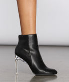 Come Thru Clear Heeled Booties is a trendy pick to create 2023 concert outfits, festival dresses, outfits for raves, or to complete your best party outfits or clubwear!