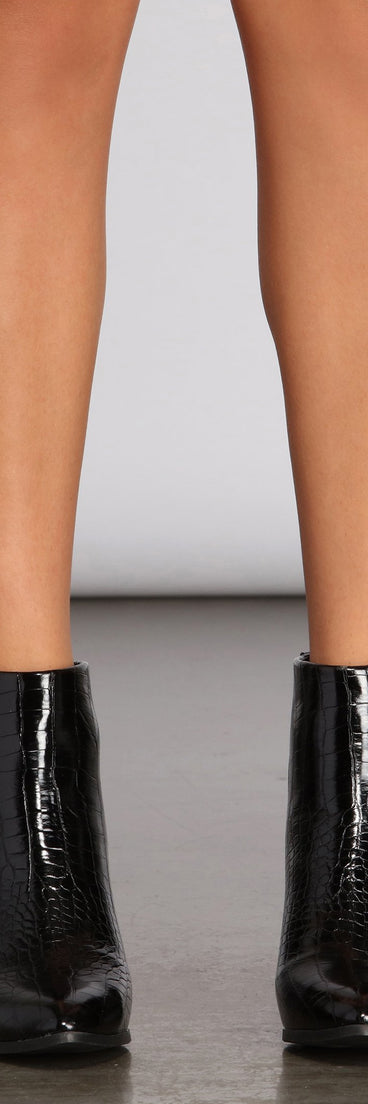 So Sleek Crock Block Heel Booties are chic ladies' shoes to complete your best 2023 outfits. They come in a variety of trendy women's shoe styles like platforms and dressy low-heels, & are available in wide widths for better comfort.