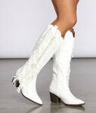 Scoot N' Boogey Fringe Cowboy Boots is a trendy pick to create 2023 concert outfits, festival dresses, outfits for raves, or to complete your best party outfits or clubwear!