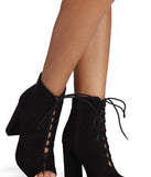 Level Up Lace Up Booties is a trendy pick to create 2023 concert outfits, festival dresses, outfits for raves, or to complete your best party outfits or clubwear!
